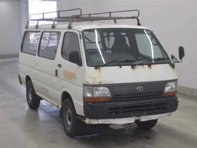 TOYOTA HIACE VAN