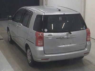 TOYOTA RAUM