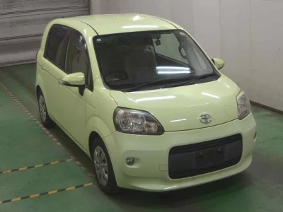 TOYOTA PORTE