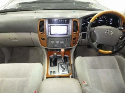 TOYOTA LAND CRUISER