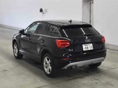 AUDI Q2