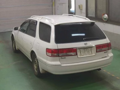 TOYOTA MARK II QUALIS