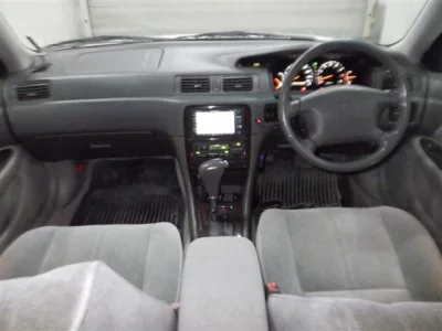 TOYOTA MARK II QUALIS