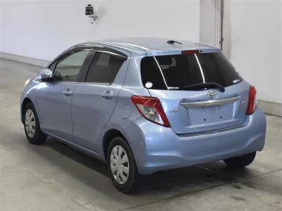 TOYOTA VITZ