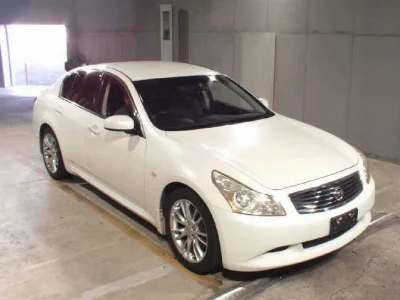 NISSAN SKYLINE