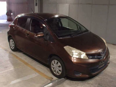 TOYOTA VITZ
