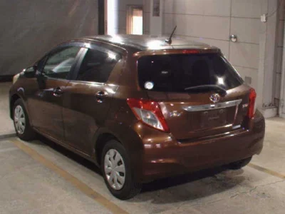 TOYOTA VITZ