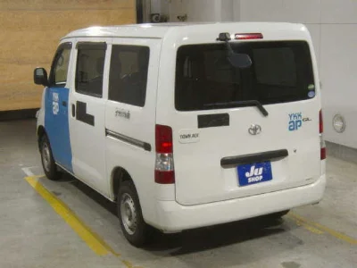 TOYOTA TOWN ACE VAN