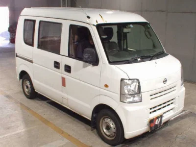 NISSAN CLIPPER VAN