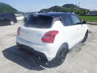 Цена авто Suzuki Swift с аукционов Японии, номер кузова ZC33S, пробег 50 000, оценка 8