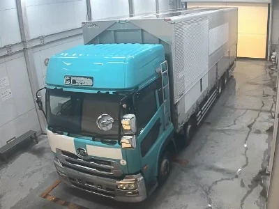 NISSAN UD