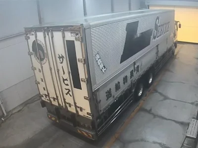 MITSUBISHI FUSO