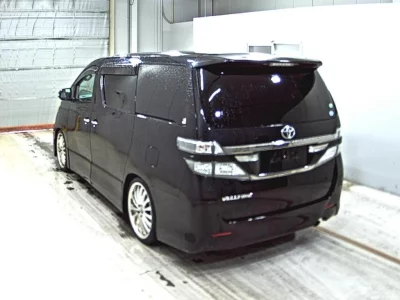 TOYOTA VELLFIRE