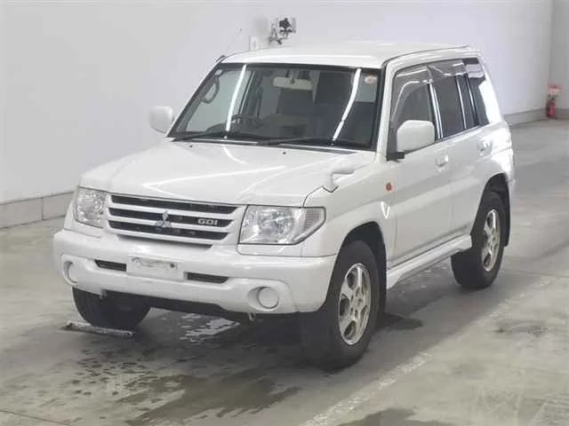Mitsubishi Pajero iO  с аукциона в Японии