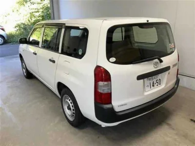TOYOTA SUCCEED