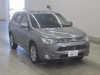MITSUBISHI OUTLANDER PHEV