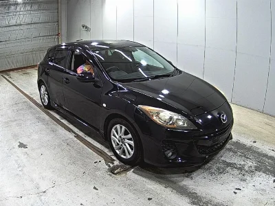 MAZDA AXELA