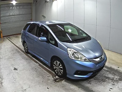 HONDA FIT SHUTTLE
