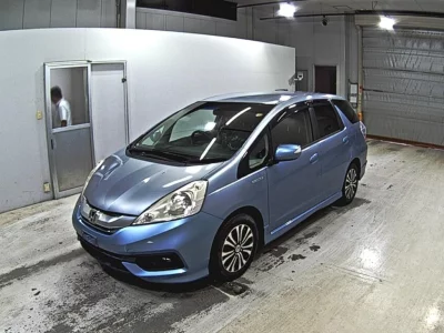 HONDA FIT SHUTTLE