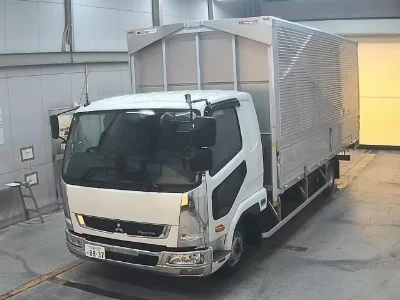 MITSUBISHI FUSO FIGHTER
