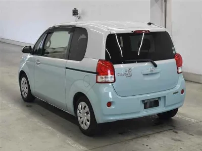 TOYOTA PORTE