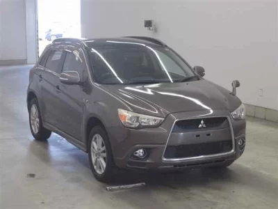 MITSUBISHI RVR