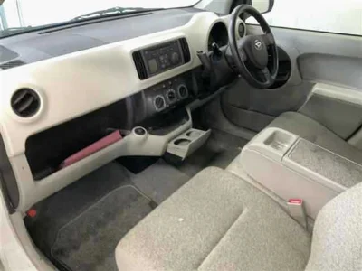 DAIHATSU BOON