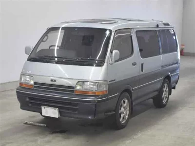 TOYOTA HIACE
