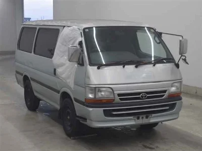 TOYOTA HIACE VAN
