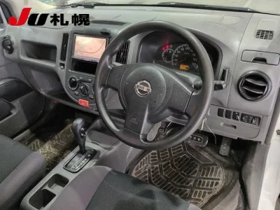 Nissan AD