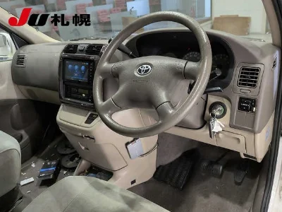 TOYOTA GRANVIA