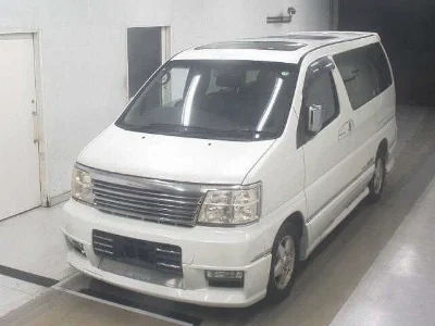 NISSAN ELGRAND