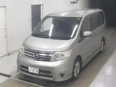 NISSAN SERENA