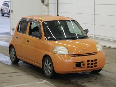 DAIHATSU ESSE
