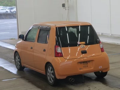 DAIHATSU ESSE