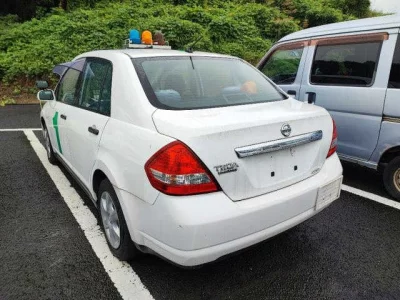 NISSAN TIIDA LATIO