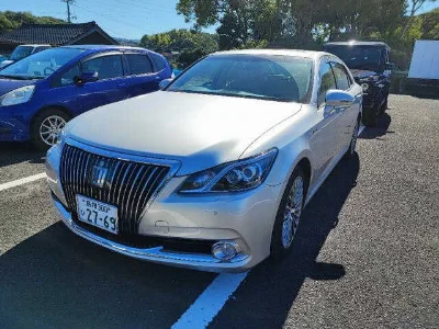 TOYOTA CROWN MAJESTA