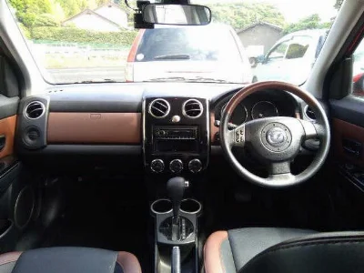 MAZDA VERISA