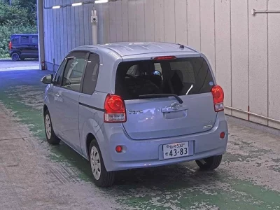 TOYOTA PORTE