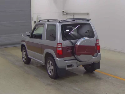 Mitsubishi Pajero Mini