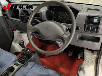 MITSUBISHI MINICAB TRUCK