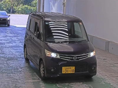 NISSAN ROOX