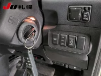 Цена авто Nissan Elgrand с аукционов Японии, номер кузова MNE51, пробег 114 000, оценка 9