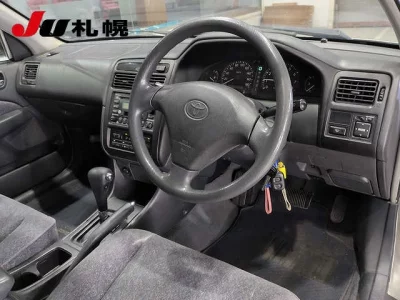TOYOTA CARINA
