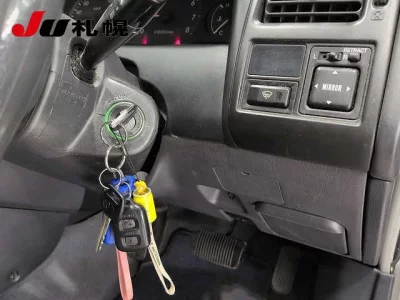 TOYOTA CARINA