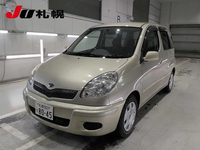 Toyota Funcargo  с аукциона в Японии