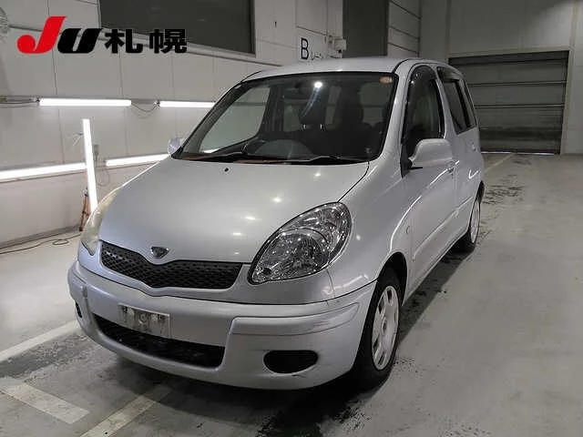 Toyota Funcargo  с аукциона в Японии