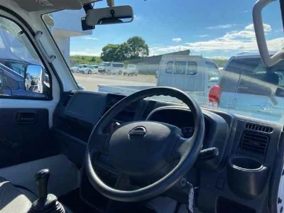 NISSAN CLIPPER TRUCK