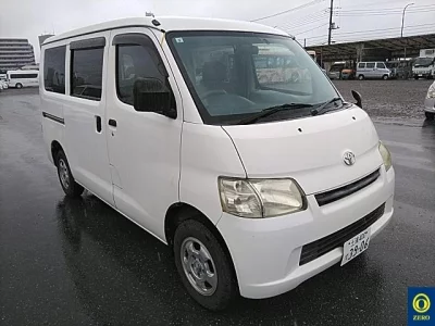 TOYOTA LITE ACE VAN