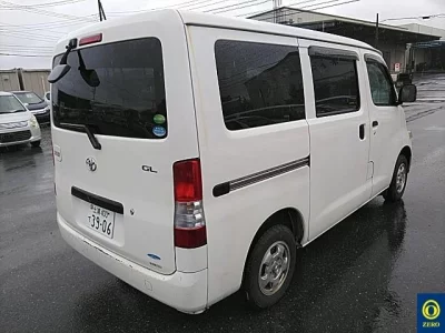 TOYOTA LITE ACE VAN
